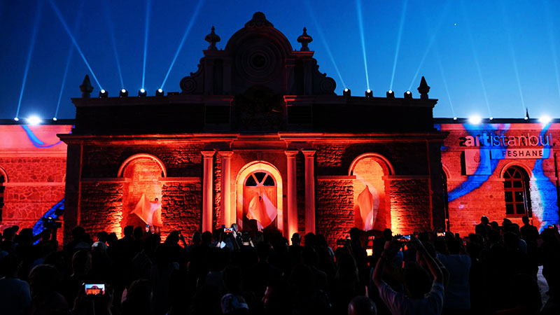 📢 AKP'den yasa teklifi: İBB kültür varlıklarının merkezi idareye devredilmesi isteniyor

Müze Gazhane, Artİstanbul Feshane, Beşiktaş ve Kadıköy İskele Kütüphaneleri, Yerebatan Sarnıcı, Casa Botter, Moda İskelesi...
t24.com.tr/haber/akp-den-…