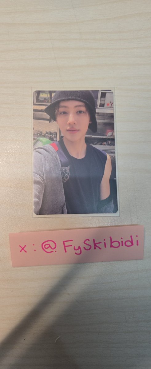 FySkibidi's tweet photo. หาแลกกอนโฮ scene1or3 ค่าบ #ตลาดนัดcortis https://t.co/7axrDxSWVV