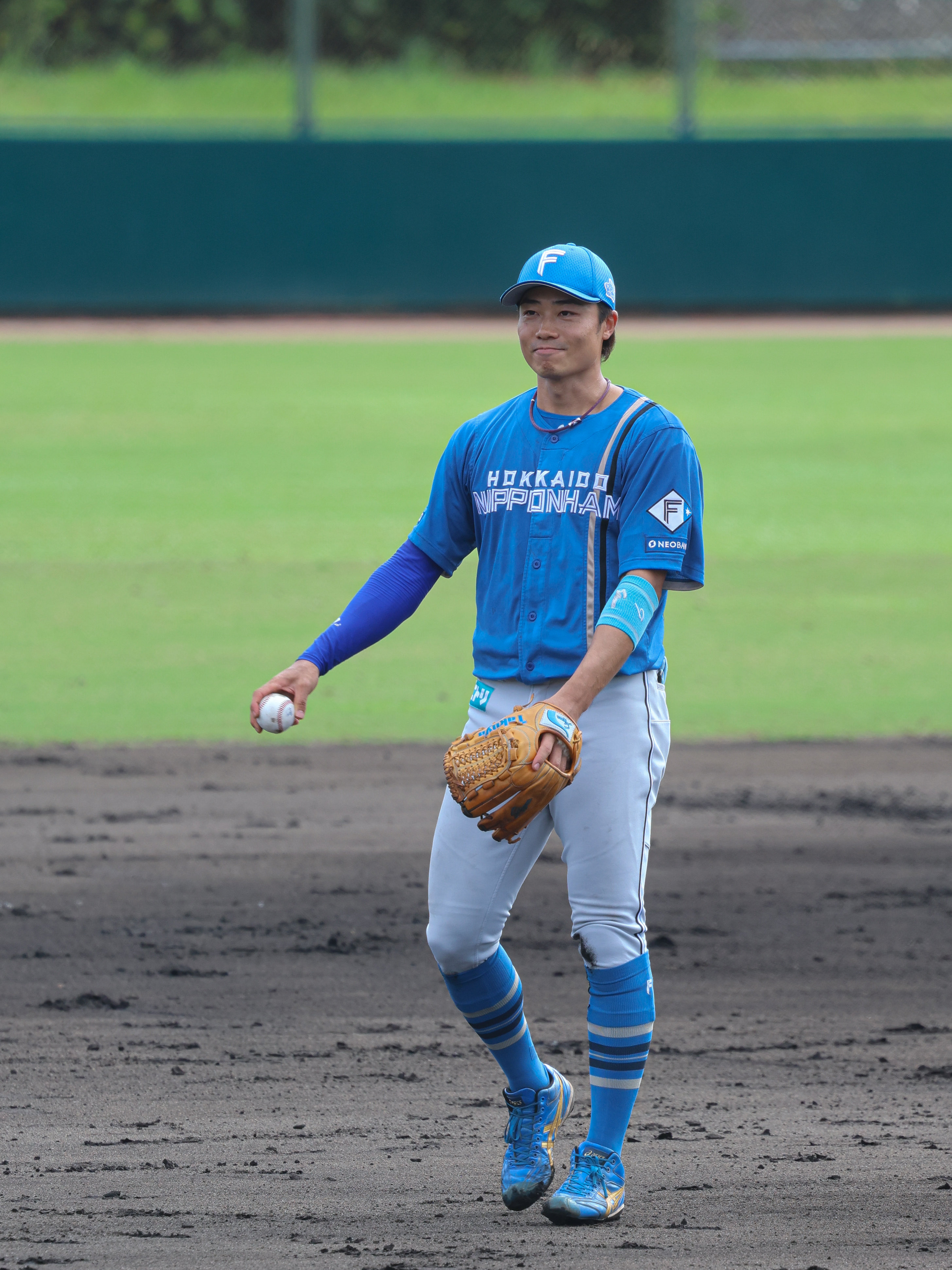 中島卓也フットガード 61ut6D1H8fL._UF350,350_QL50_.jpg