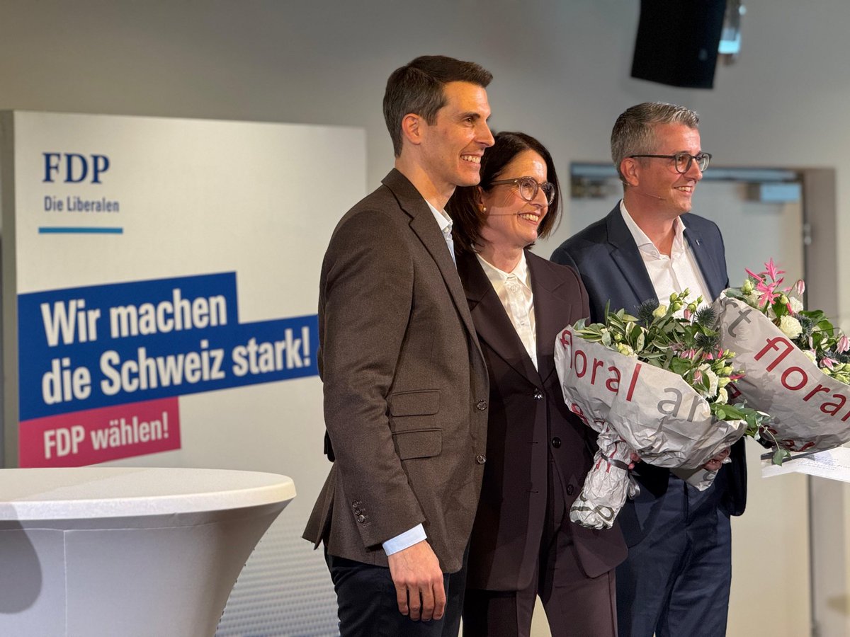 Mit Dankbarkeit, Demut und einer grossen Motivation, mich weiterhin für eine liberale Schweiz einzusetzen, trete ich von der Parteipräsidentenbühne ab und übergebe mit Freude den Stab an Susanne Vincenz-Stauffacher und Benjamin Mühlemann. Allen Unterstützern danke ich herzlich!