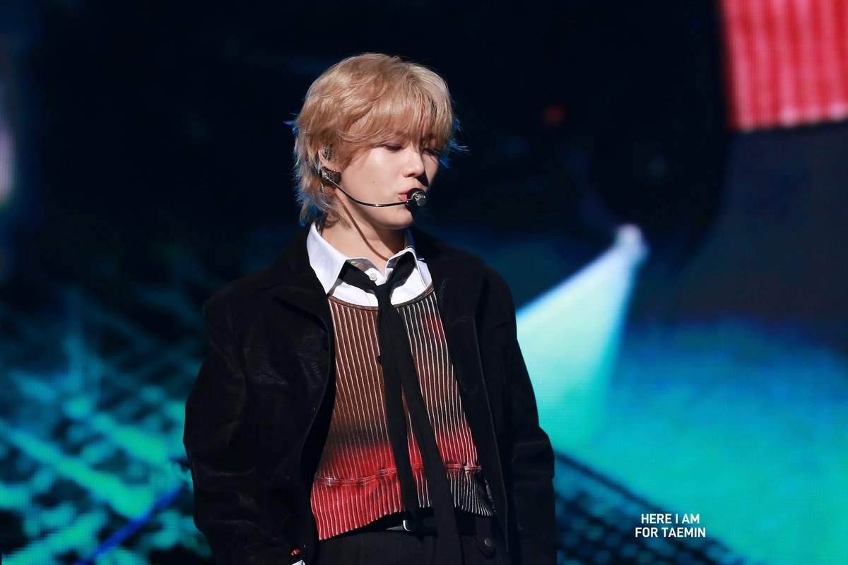 Here-iam tweet media