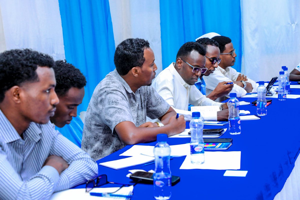 GALJA2023's tweet photo. A 2-day training on Strengthening the 30% Women’s Quota kicks off in Dhuusamareeb!
The Galmudug Journalists Association (GALJA), with support from @UNTMIS_ launched a workshop for 30 journalists &amp; civil society reps to enhance media advocacy for women’s participation in elections https://t.co/CW9qyESz8o
