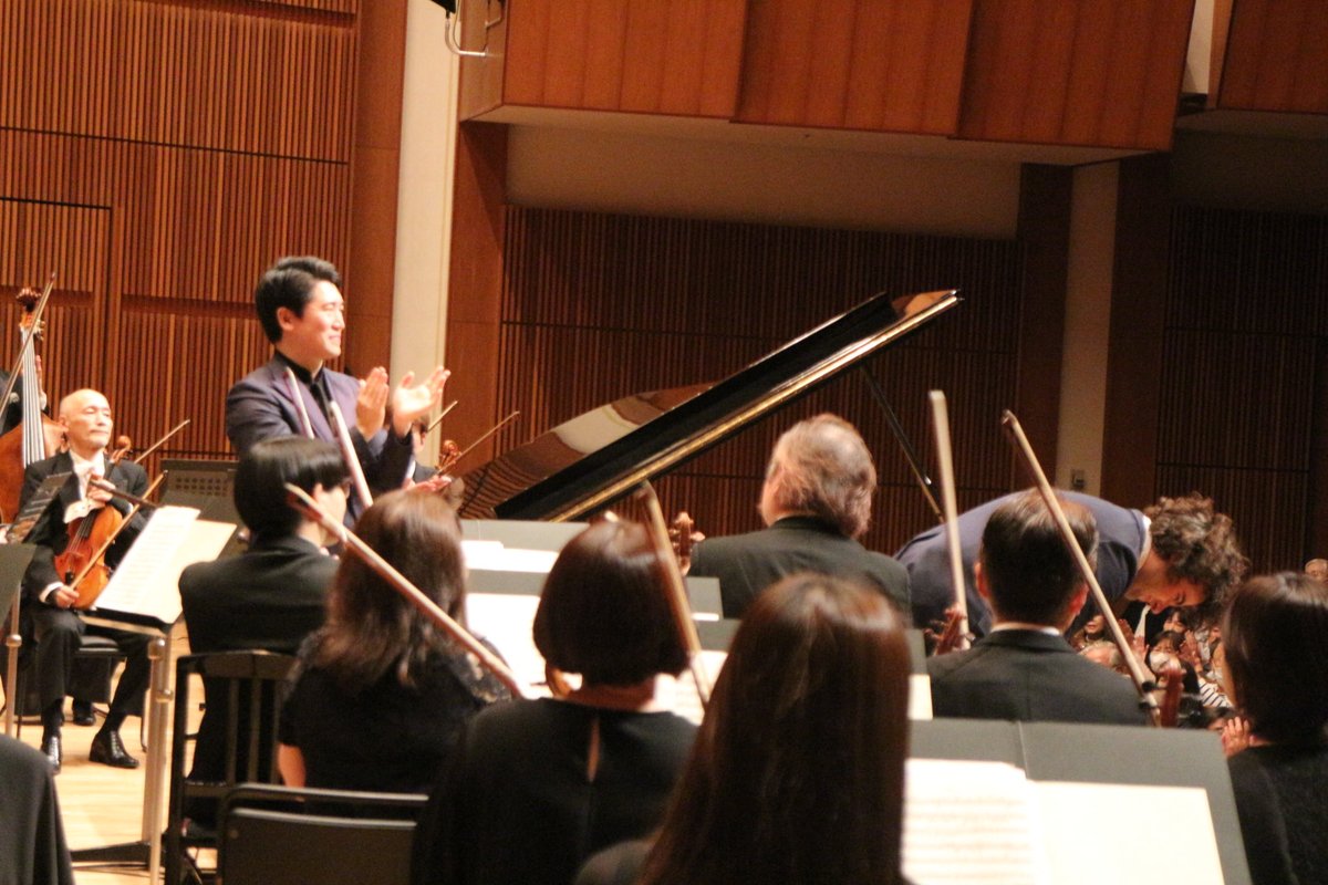 y_symphony's tweet photo. 【第328回定期演奏会】🎹
初日終了いたしました✨
マルティン・ガルシア・ガルシアさんのショパン、本当に素晴らしかったですね😍
芥川とニールセン、どちらもなかなか聴けない貴重な機会となったと思います😊
ご来場ありがとうございました✨
明日も皆様とお会いできます事、楽しみにしております🥰 https://t.co/p0764heb2c