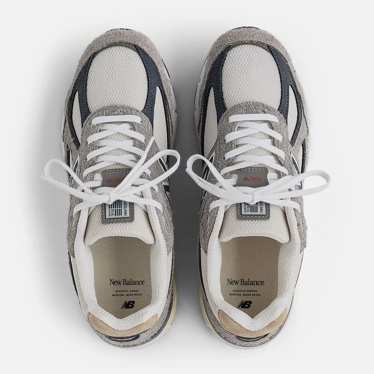SOLELINKS's tweet photo. Ad: New Balance Made in USA 990v4 ‘Marblehead/Vintage Indigo’ on sale for $112.49 + FREE shipping, discount applied in cart => https://t.co/b62AcXdbtg https://t.co/yVB0QlS28g