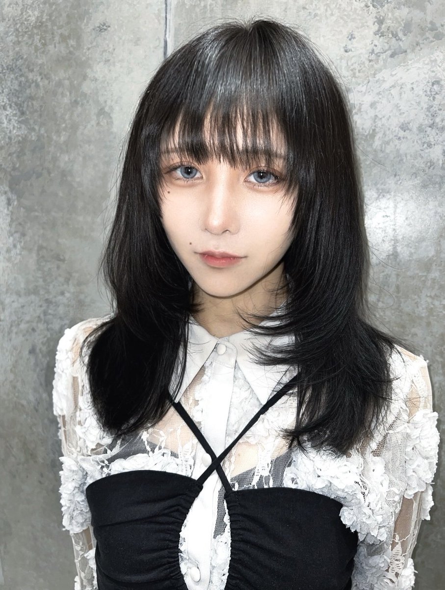 美容院に行きました(自我)
明日はレイヤーじゃない大好き相互ちゃんෆと遊ぶので普段の重加工自戒ツイ