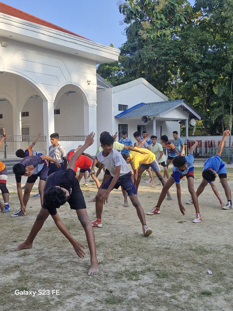 mriganka_dr's tweet photo. #Concluding_Ceremony of #10_days Nalbari District #Kabaddi Training Camp, held under #Agragati_Sangha, where more than 100 youths were trained under #National Defence team #coaches from New Delhi and Hariyana ..
📍Basanti Mandir Premise, Chandakuchi, Nalbari
@PhanindranathS3 https://t.co/9QICOzB0bw