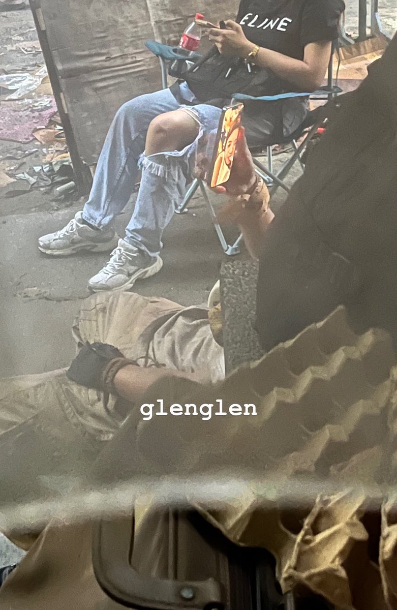 glenglen009's tweet image. Eto na yung utang ko haha kumalma kayo. May tinatanong lang siya eme ;)

MASSKARA SMILES WITH DUSTIN
MASSKARA SMILES WITH DUSTIN