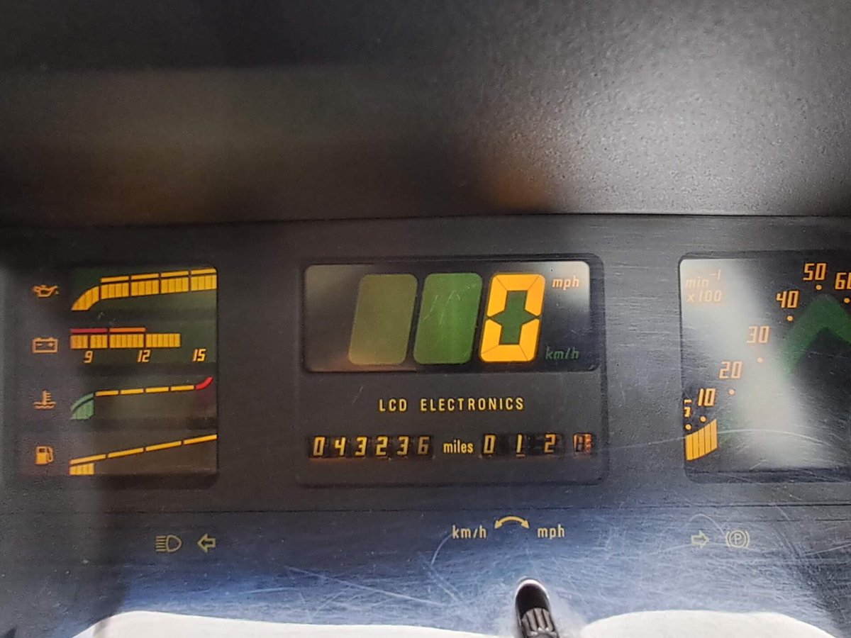 gsmales's tweet image. Saturday’s Autotrader spot is this highly original, one-owner 1986 Astra GTE, complete with original white wheel trims.
While I struggle with the asking price of £30k, I doubt there is another one like it.
#Vauxhall #ClassicCars #ModernClassics #1980s