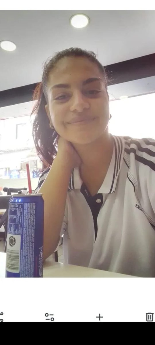 🚨 KAYIP İLANI 🚨
İsmi Elif Özarıkan
Mersin Esirgeme Yurdu’nda kalıyordu.
Yaklaşık 2-3 haftadır kayıp.

Görenlerin en yakın emniyet birimine ya da yetkililere haber vermesi rica olunur.