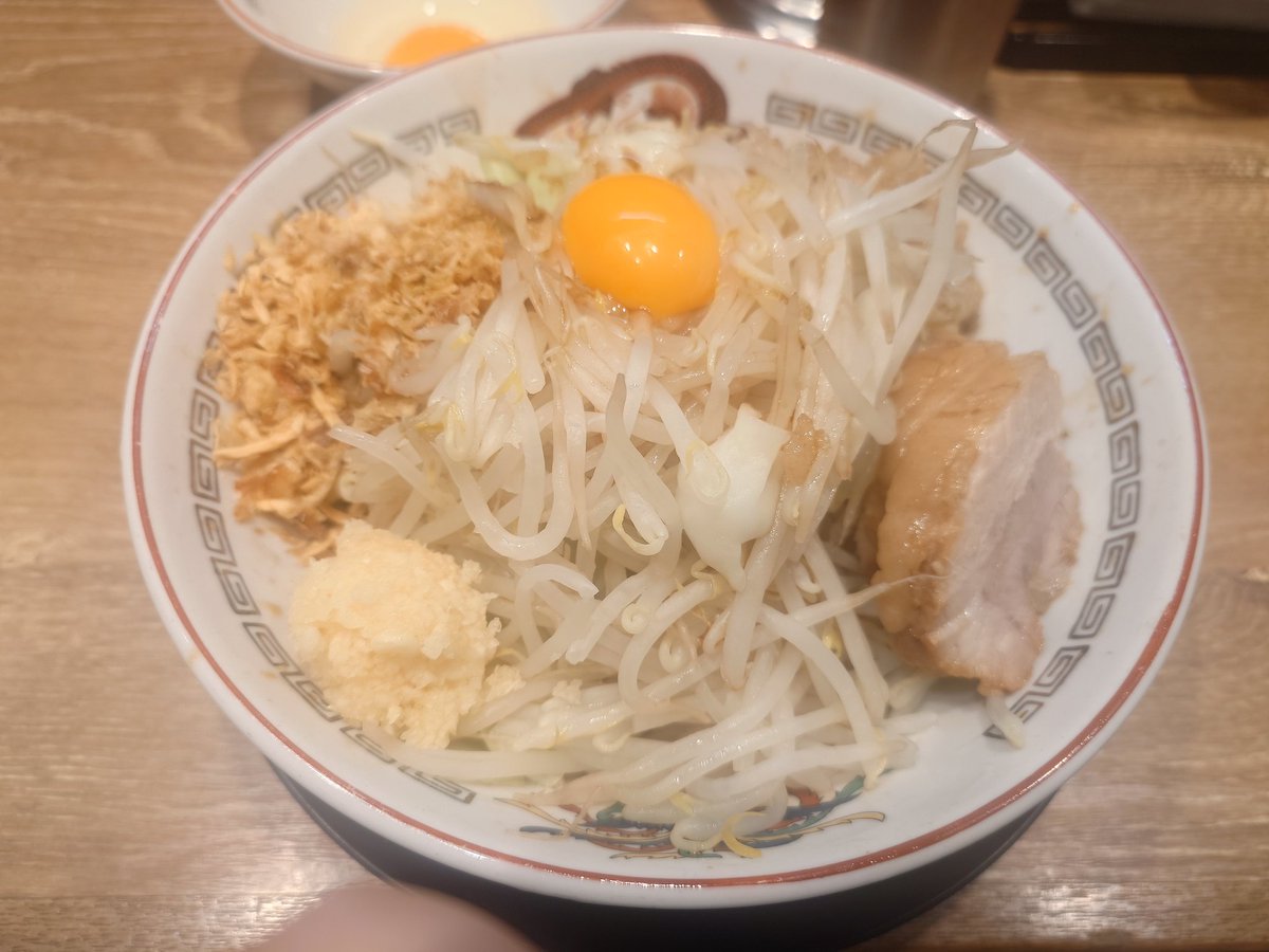 ライブ後、一駅歩いて豚山