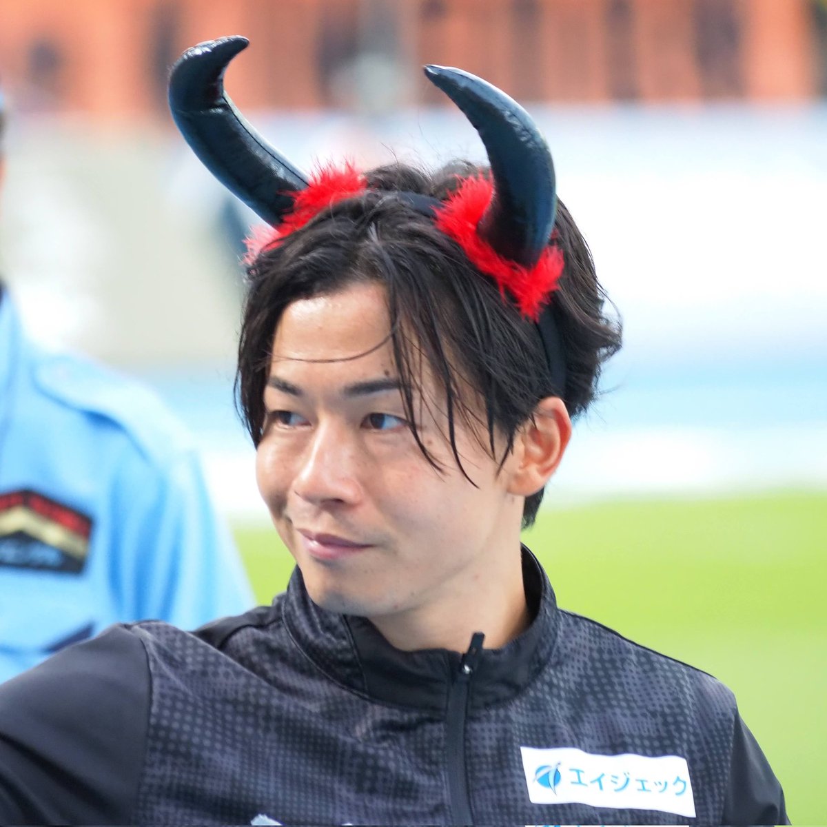 fro_cosmo's tweet photo. ニヒルなデビルなイトタツ様
#frontale 
#伊藤達哉 選手 https://t.co/aj63nVPYIn