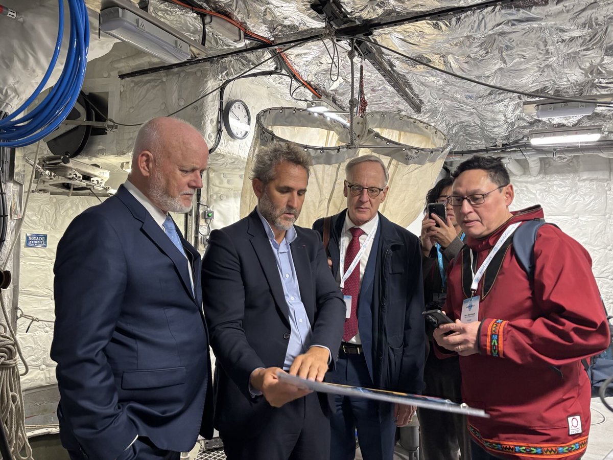 Min. Chartrand, PS <a href="/Rob_Oliphant/">Rob Oliphant</a> &amp; Amb. <a href="/jennyhillcanada/">Jenny Hill</a> visited Tara Polar Station at #ArcticCircle2025—a drifting lab collecting Arctic data for 8 months. Canada backs science &amp; innovation for Arctic collaboration. #ArcticResearch