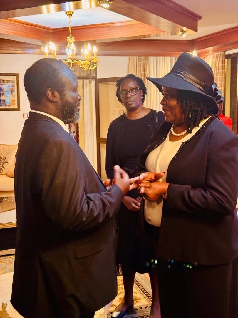 SPLM/A(IO) Acting Chairman, Rt. Hon. Nathaniel Oyet, paid condolences to the widow and family of Hon. Raila Odinga. Odinga, one of Kenya and Africa’s most consequential political figures, passed away this week. Hon. Oyet was accompanied by several SPLM/A(IO) officials.