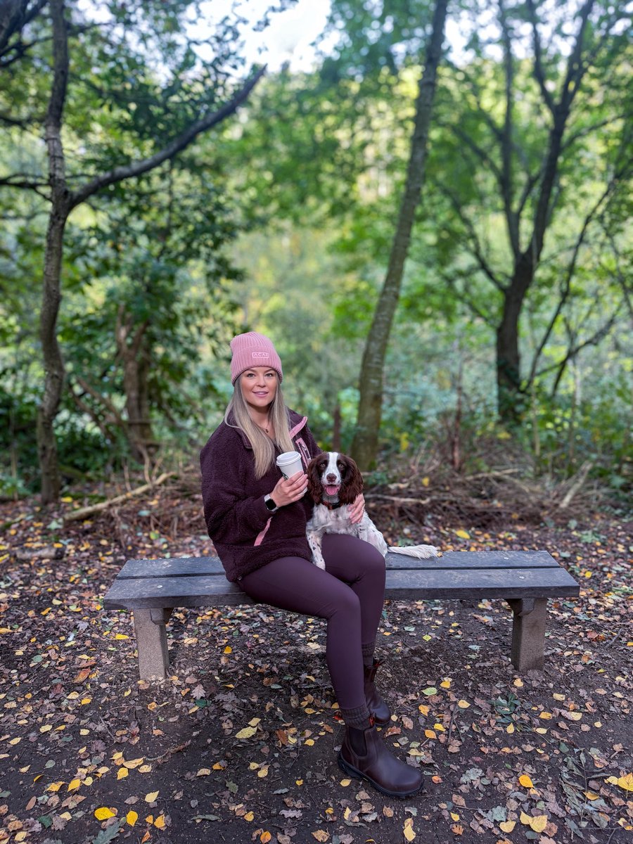 hikewithbecky's tweet image. Meet Marnie my rescue dog. She was one of over 80 spaniels rescued by the RSPCA from a house in Doncaster. Do you have a rescue dog or rescue animal that you would like to share? #RescueAnimals #RescueDogs #Spaniel 🐾