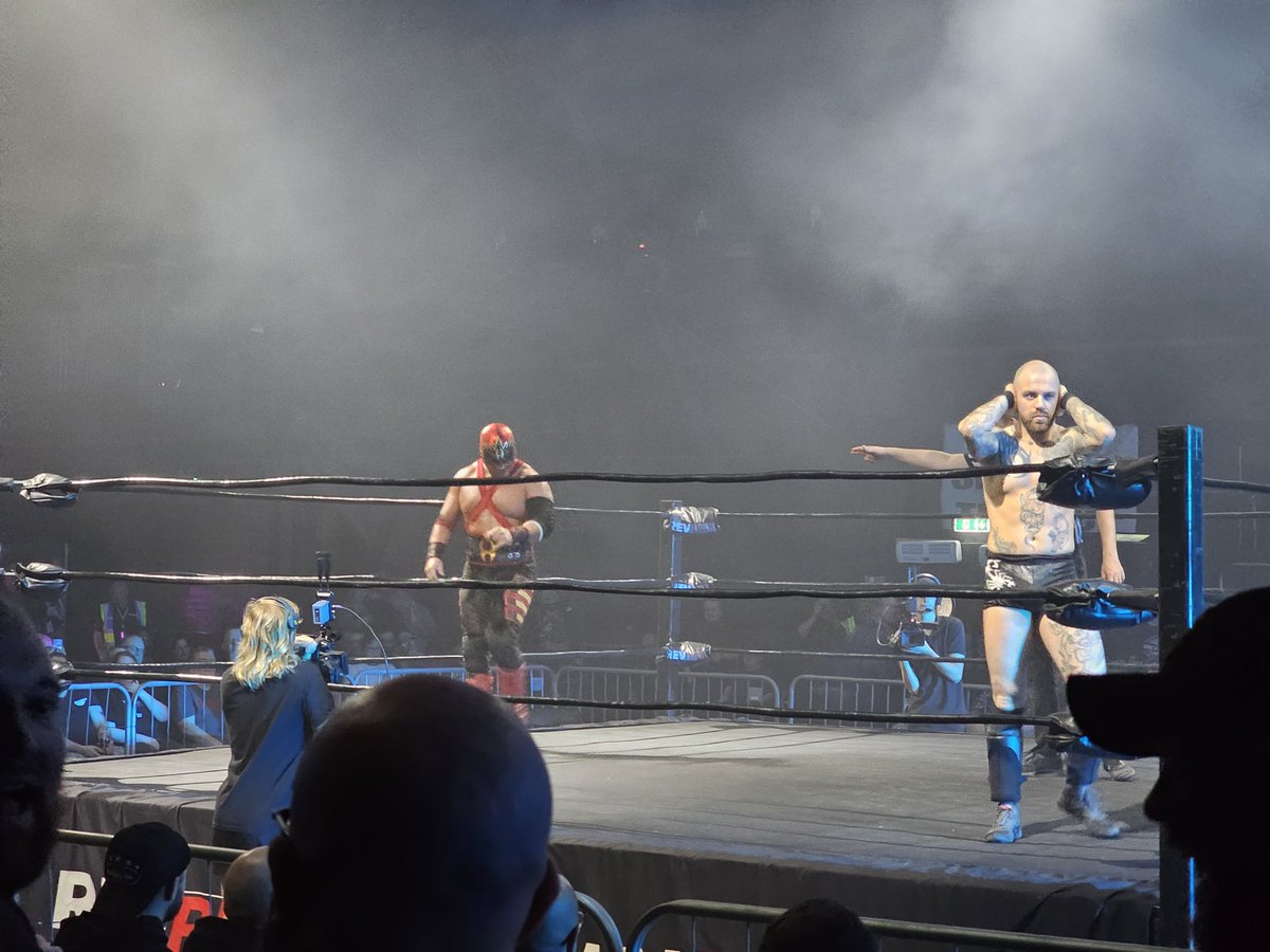 🎶 I Riddy, Riddy, Riddy, Riddy, Riddy Riddy like you 🎶