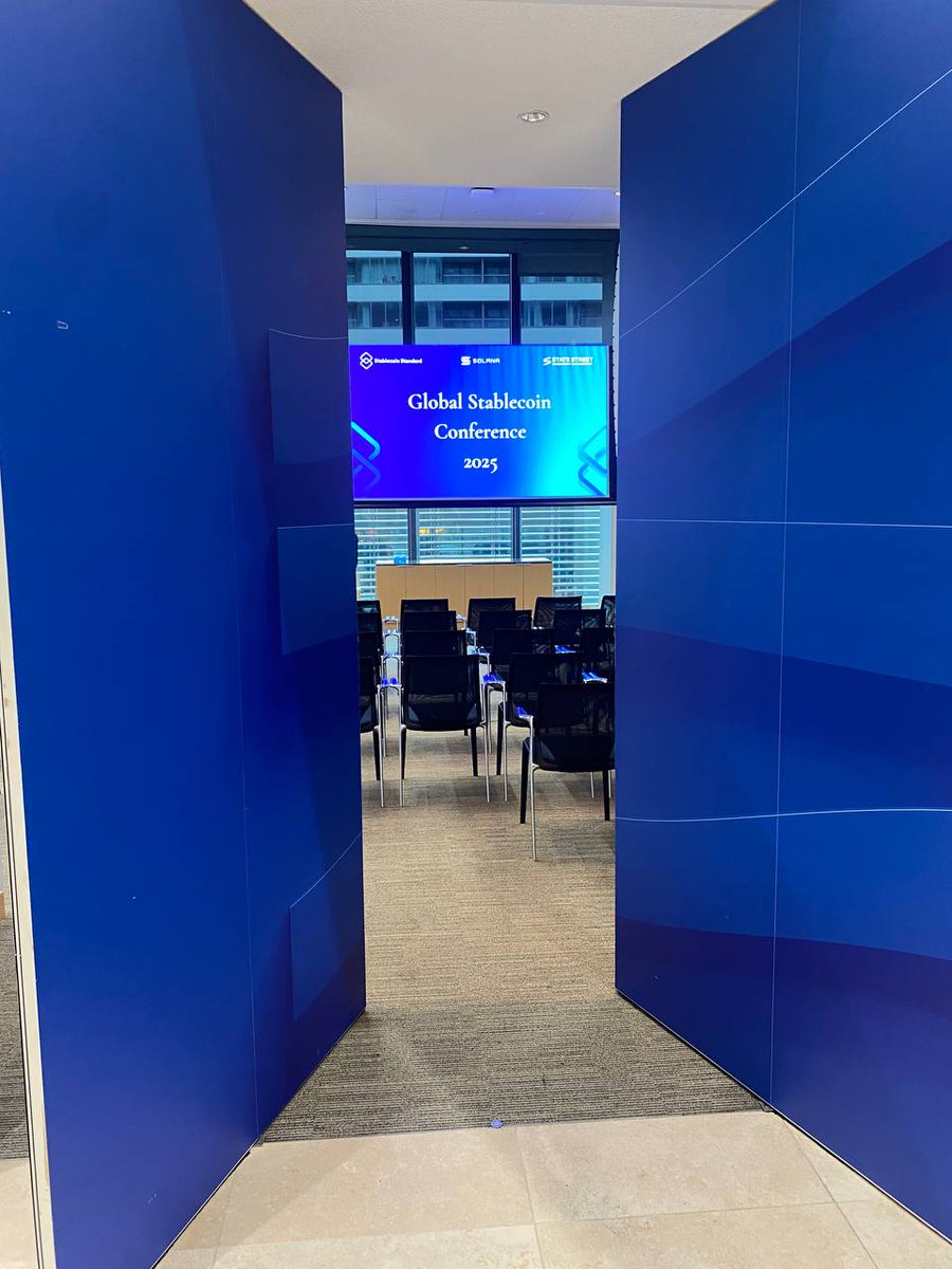 COTI's BD Manager <a href="/Coti_Ship/">Brad (SHIP) 𓊽 ©</a> joined Stablecoin Standard this week at State Street Global Advisors in London. The session explored regulation and TradFi adoption, providing a pivotal dialogue on tomorrow's finance.
Thanks to <a href="/StablecoinStnd/">Stablecoin Standard</a>, Société Générale, and <a href="/StateStreetIM/">State Street Investment Management</a>