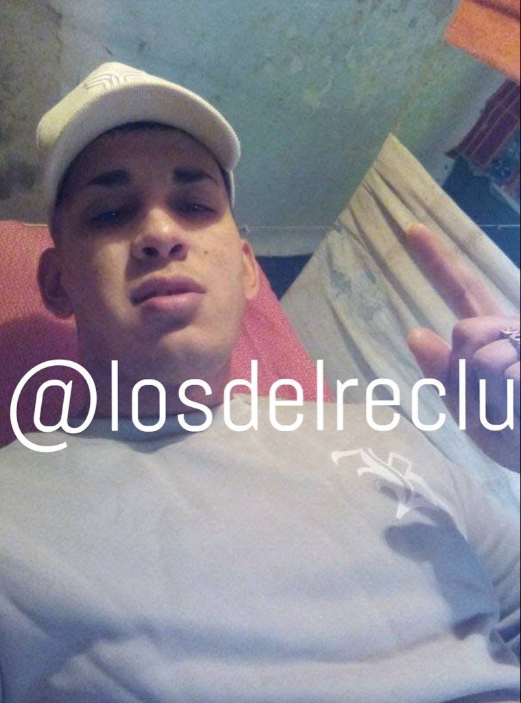 Los Del Reclu tweet media