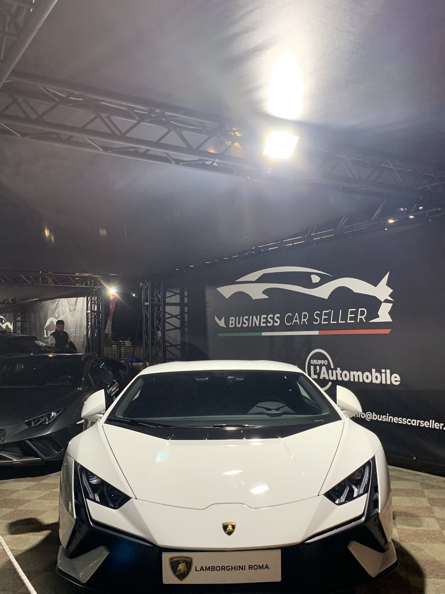 Angel061cs's tweet photo. Donde se me activa el ojo alegre #autos https://t.co/hcOop10erR