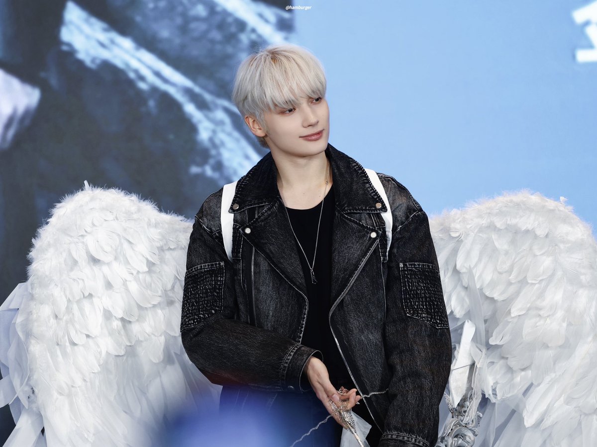 hamburger6_'s tweet image. 🪽
251018
#TOMORROW_X_TOGETHER 
#HUENINGKAI 
#휴닝카이