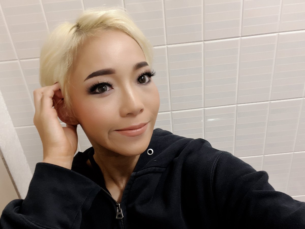 yuramuscle's tweet image. メイクってすげぇぜ！