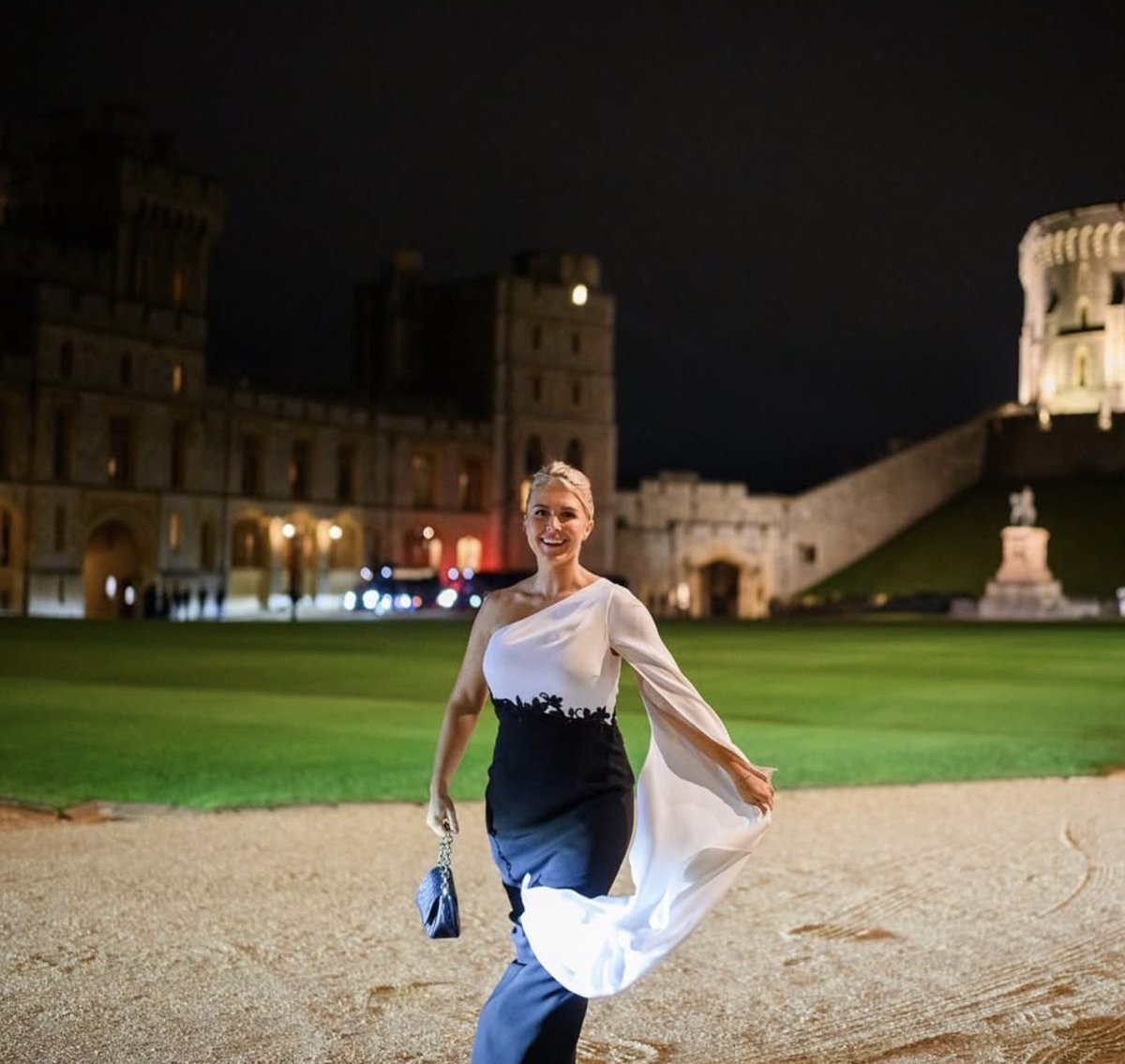 MAGAVoice's tweet image. Do you think Karoline Leavitt is by far America’s BEST Press Secretary ?