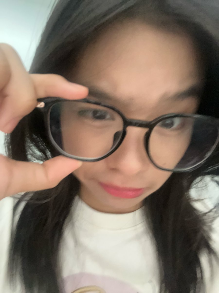 Nala_JKT48's tweet photo. NIKACAMATANIIIh! https://t.co/CXMGgAhit0