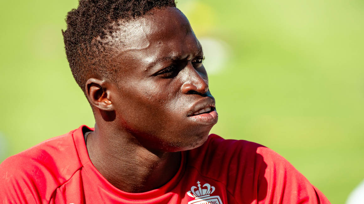 “When I signed my first pro contract, girls who said I was ugly started texting me. They said the Europe weather has changed my look. I looked at the mirror but I didn’t see any change. That’s when I realized women don’t have a choice when there’s money.”

– Krépin Diatta