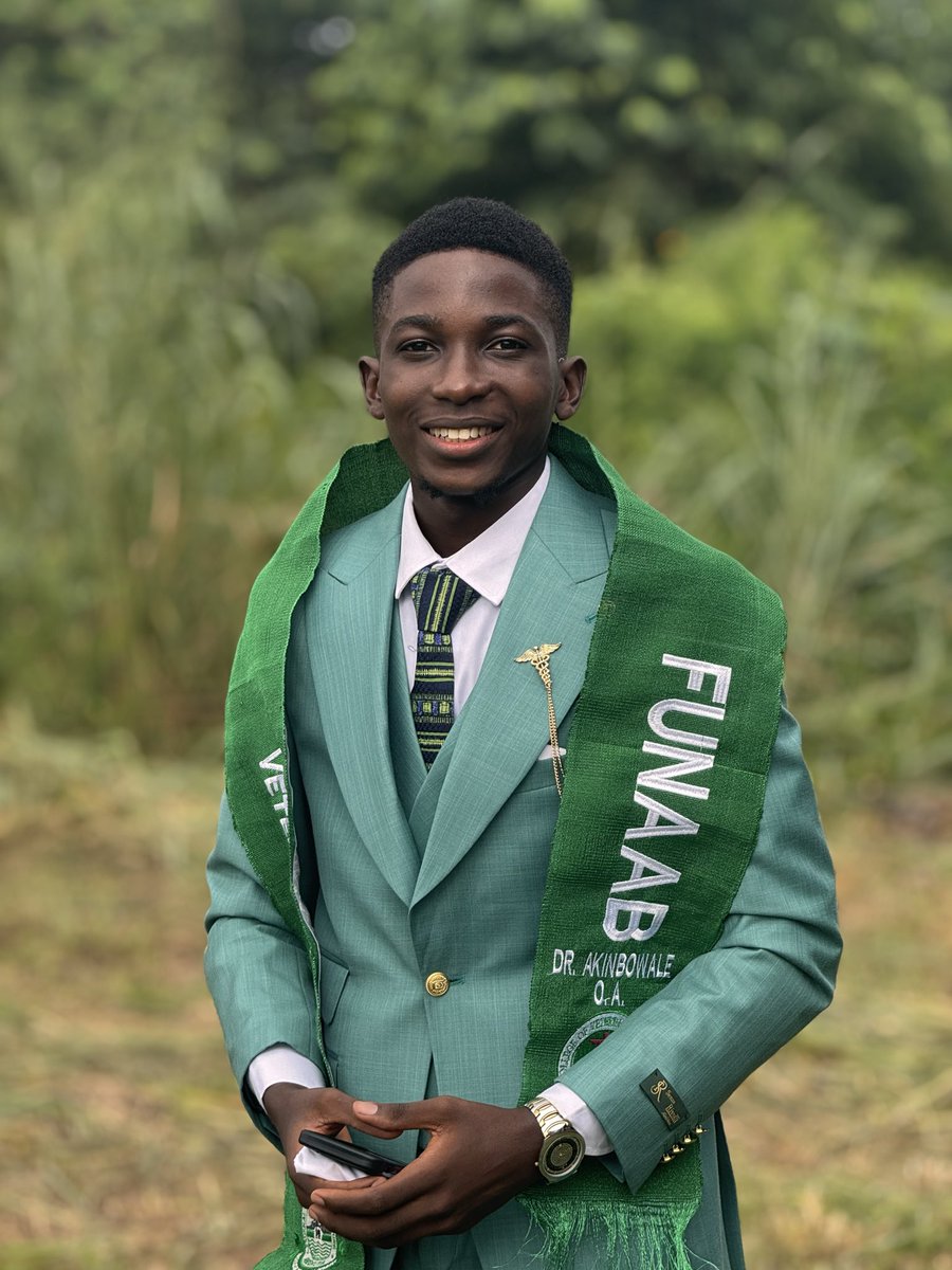 the_akinola04's tweet image. Reintroducing myself officially as Dr.  Akinbowale O.A (DVM, MNVMA)⚕️🩺
Thanks to everyone. The messages, calls and prayers have been overwhelming  💫