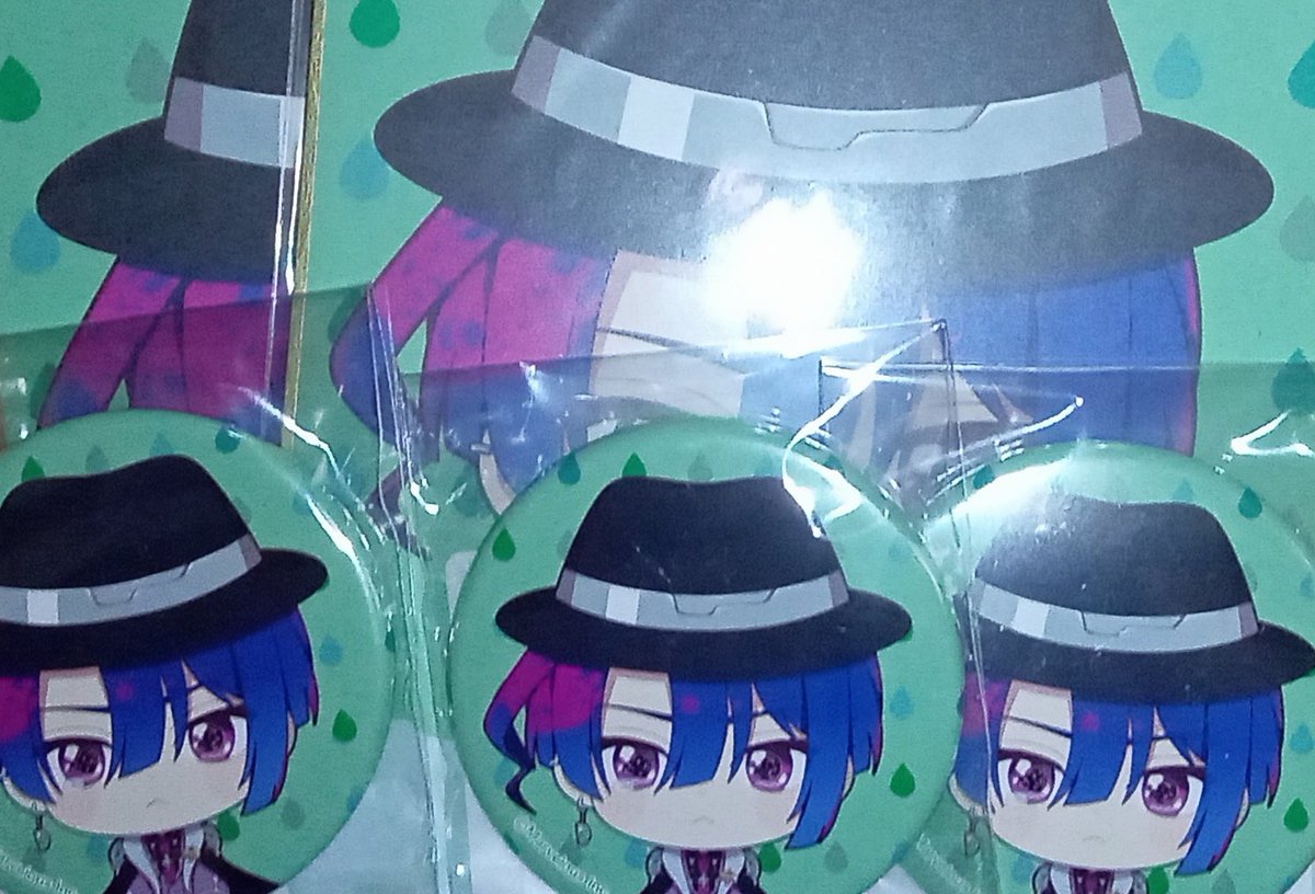 しゅんきゃら届きました
こちらは最多ダブりのベネさま
いつもまったく出ないのに今回は次々とお迎えできてビビったよ