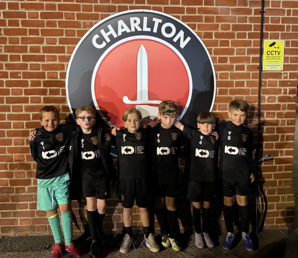 Shout out to our <a href="/maidstoneunited/">Maidstone United</a> U8 Black team who played Charlton Athletic U8 last night - another great performance from our boys 👏