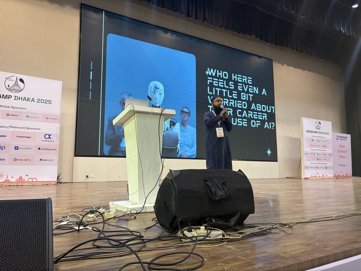 WordCamp Dhaka tweet media