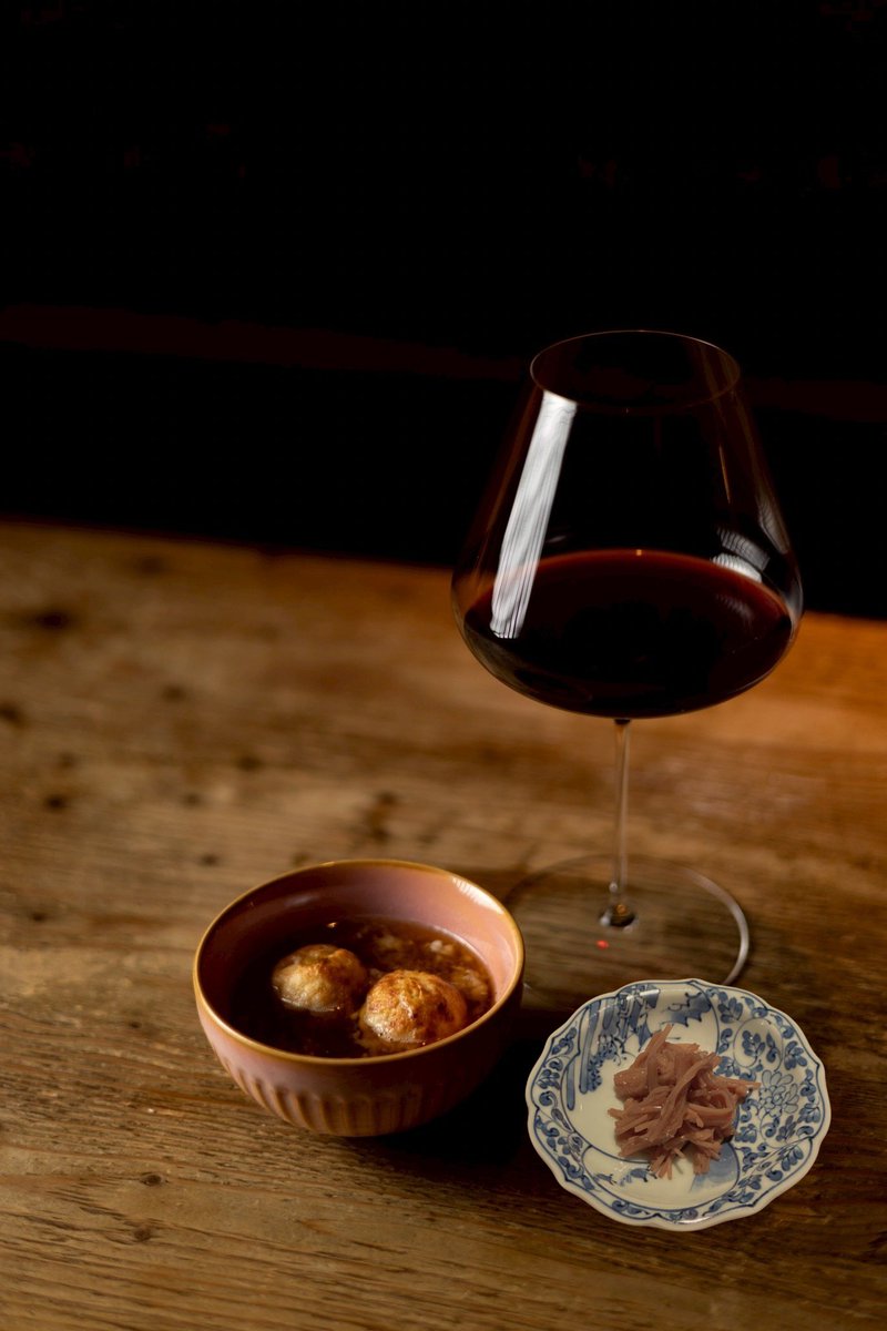 barwalk's tweet image. 60．ミヌ―小料理ワインバー
揚げたこ焼きの天つゆ仕上げと赤ワインなめ茸をご用意しております！
揚げたこ焼きとワイン…？🤔と思ったそこのあなた！
実はこれが合うんです！
ぜひ食べに来てください！！
#barwalk #バルウォーク