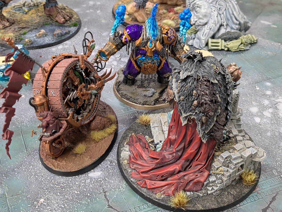 TACOS_ZAM's tweet image. ドミネイターエンジンでWH立川、BEAST FEAST参加してきました！
巨人の皆さんに守ってもらいながら射撃をしていましたが、ウショーランと、ドゥームホイールに見つかってあっという間にバラバラにされてしまいました⋯
迫力の戦場、面白かったです！！
#ウォーハンマー