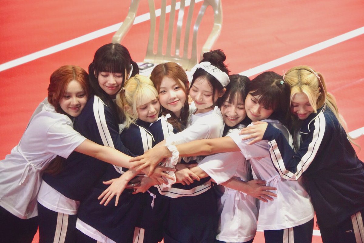 I vote #UNIS for #2025MAMAVOTE