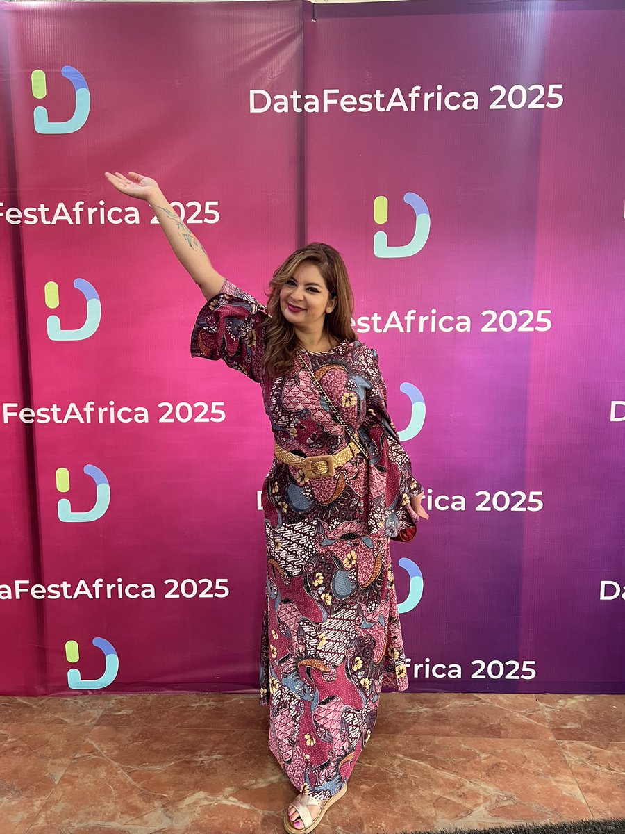 Dona Sarkar tweet media