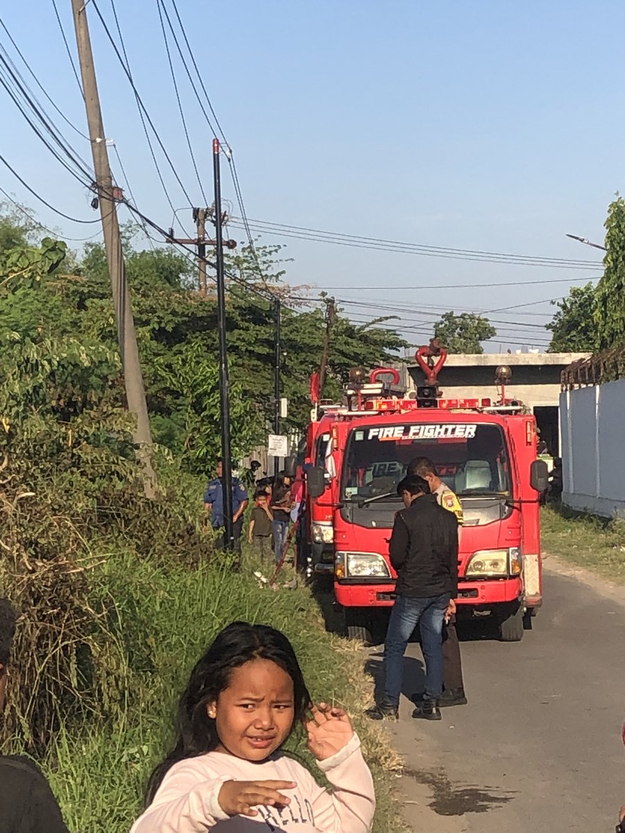 yourfineslove's tweet image. Streak 100 irl 🔥
#pemadam #dem #damn