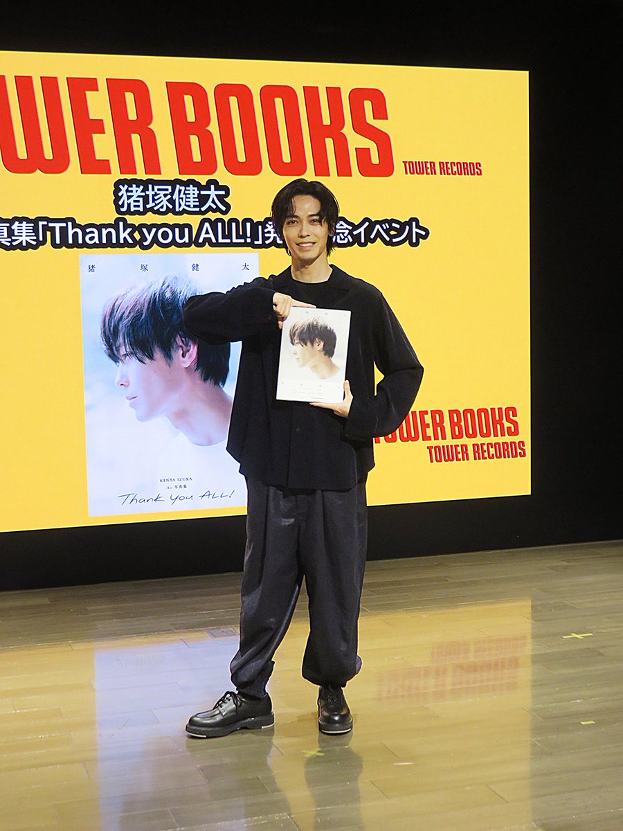 BP25th_awesome's tweet image. 📣 #猪塚健太 39歳分の感謝を込めた1st写真集「Thank you ALL！」の発売記念イベントを開催！

🔗awesomemagazine.jp/2025/10/18/izu…