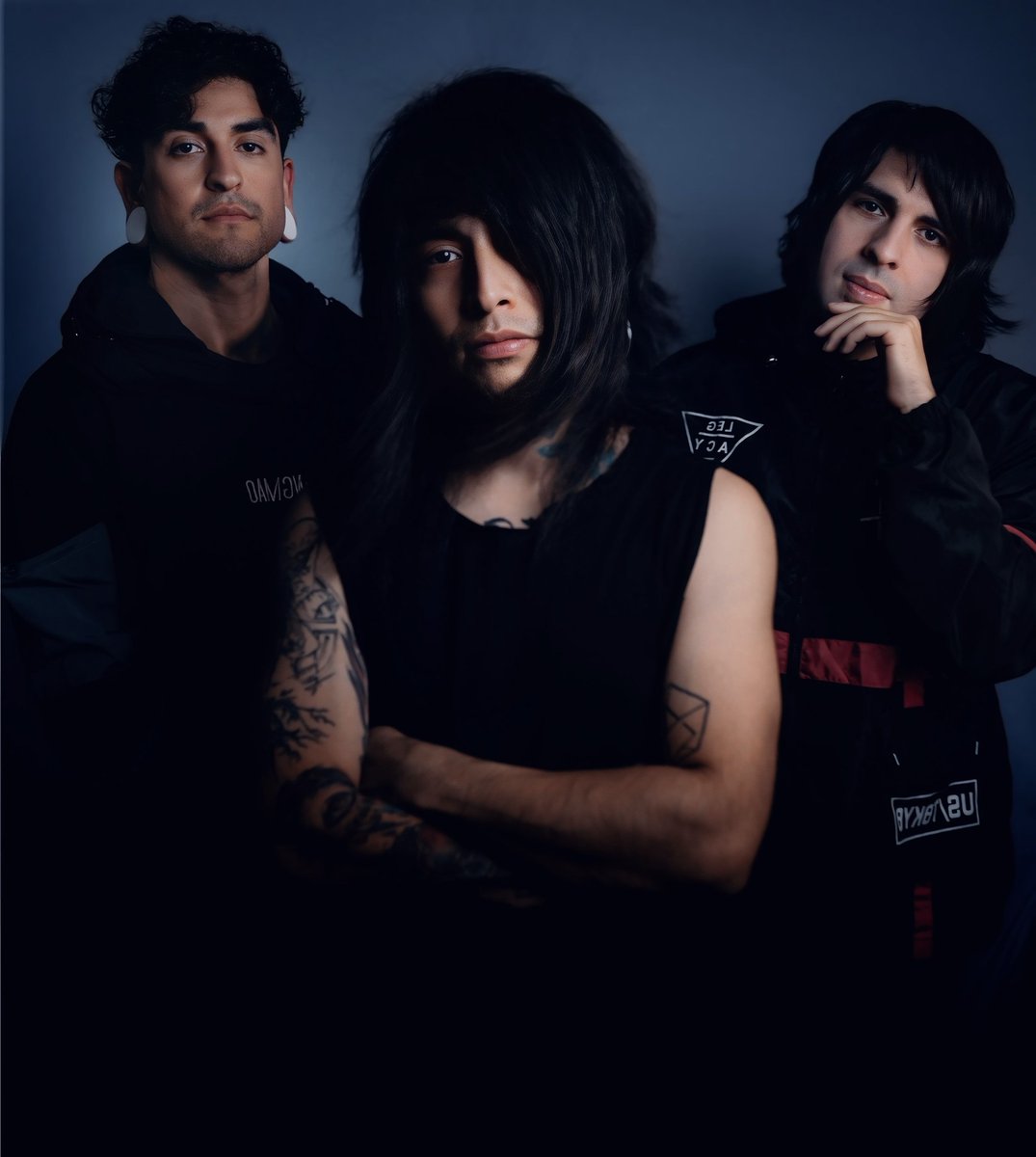INSANEBLOG1's tweet photo. DESIGN THE SKYLINE Ignite Their Return With Crushing New Single ‘Beckoning’
https://t.co/SCyc34gSLE #deathcore https://t.co/vPSmuqBNEc