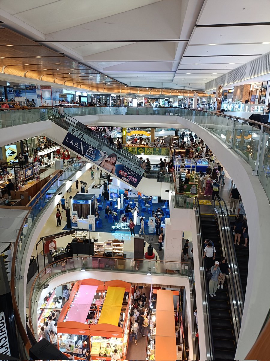 เซ็นทรัลลาดพร้าว ซื้อของเสร็จละ เหลือ นย #fwb #ons #เรียลทำงาน #ลาดพร้าว