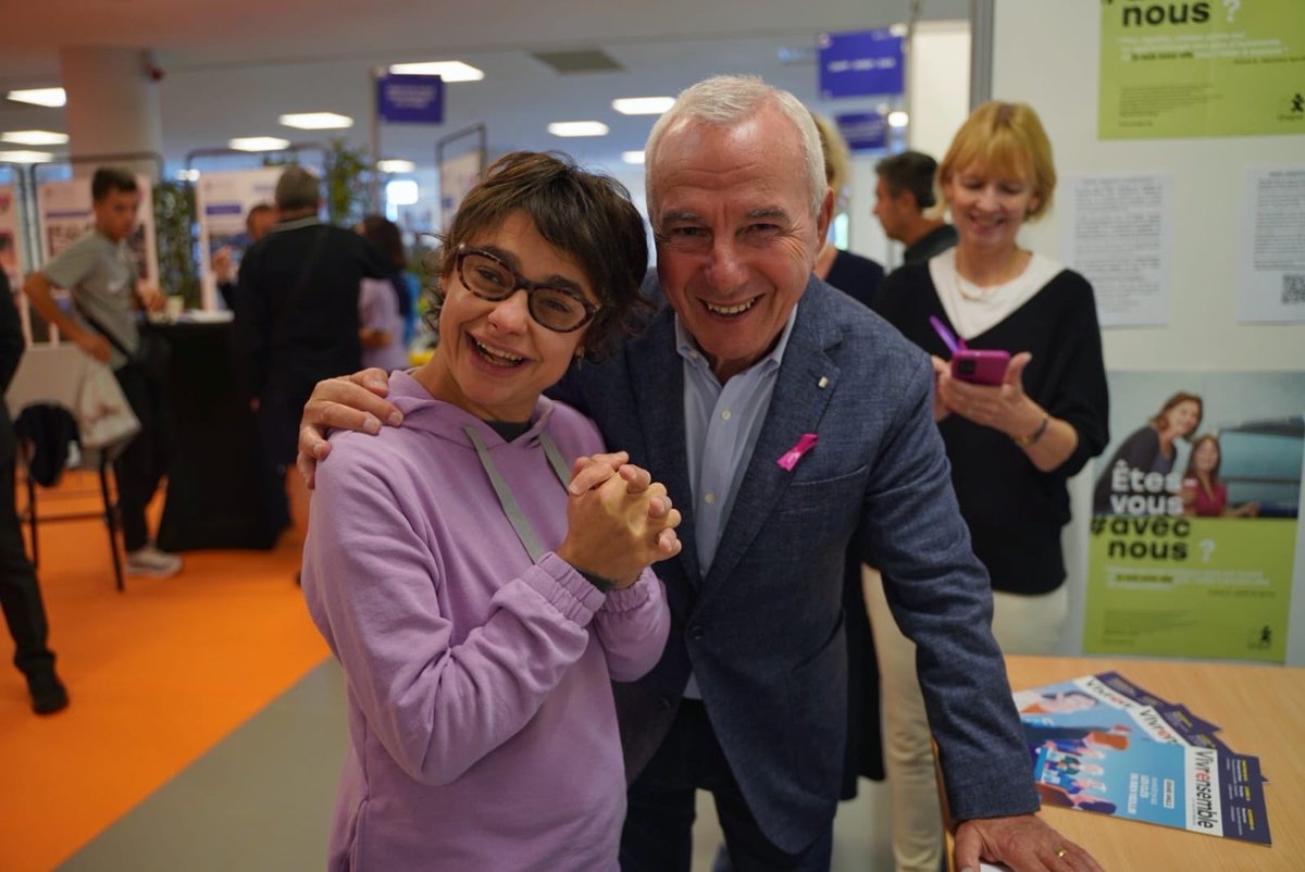 JeanLeonetti's tweet image. Le forum « Vivre le handicap ensemble » réunit aujourd’hui, à l’Antipolis Palais des Congrès, associations, institutions et bénévoles autour d’un objectif commun : mieux comprendre le handicap et faire tomber les barrières qui subsistent encore trop souvent. Le thème « Tourisme…