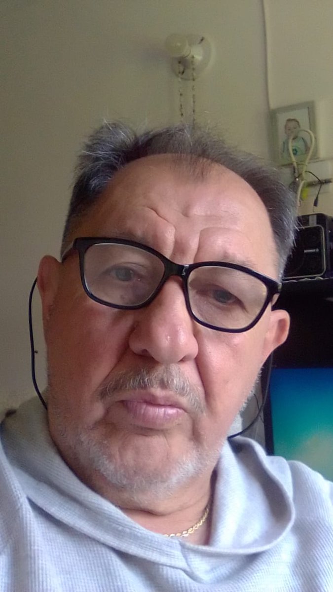 PortalSemanario's tweet photo. No lo haria jamas por ningun motivo ni por ninguna https://t.co/pbpiniVS0b modo tiempo y lugar.Este es el legitimo.politico de bolsillo,oportunidad. Quien le copíe es porque le gusta la trampa,triquiñuela, ponque y corrupcion?Escribe. Luis Eduardo Torres Mantilla.El portal https://t.co/z1vD2wFXCt