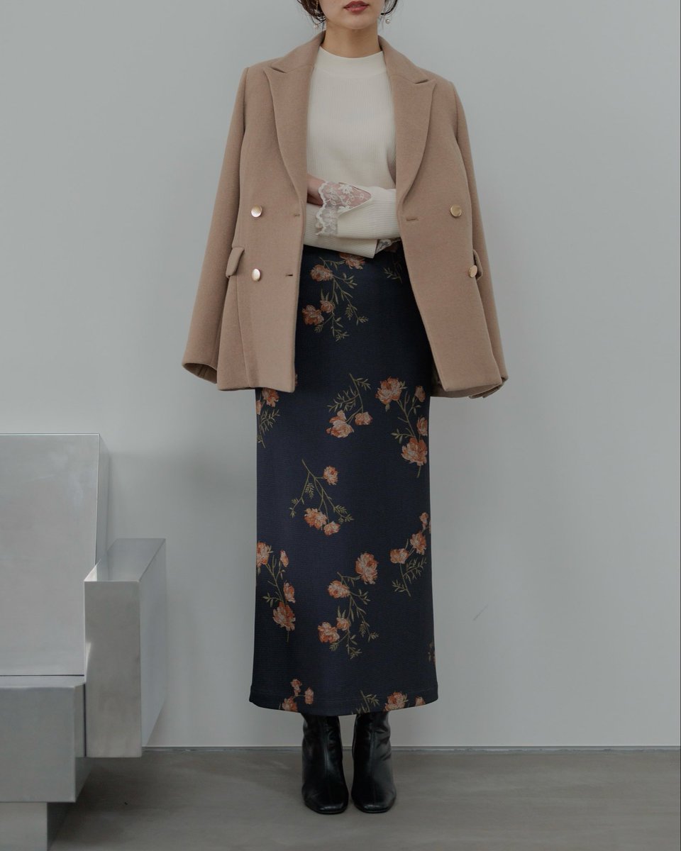 outer collection

上質なアルパカ・ウール・ファーを使用した
Andemiuこだわりデザインのアウターを5型ご用意しました。

アイテムはこちら🔽
x.gd/bPDMb

#andemiu #アンデミュウ #andst #アンドエスティ #andst_official