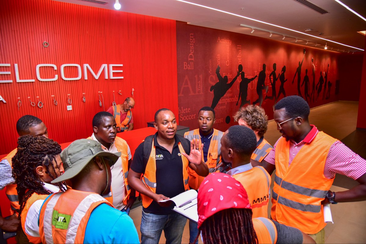 natkundasandra's tweet image. A good work week is a good work week! 🙌🏽

I had such a great time tagging along with our NITA-U technical team in Hoima City as they carried out a site inspection and supervision visit at the Hoima City Stadium. ⚙️

#DigitizeUG #PoweredByNITAU