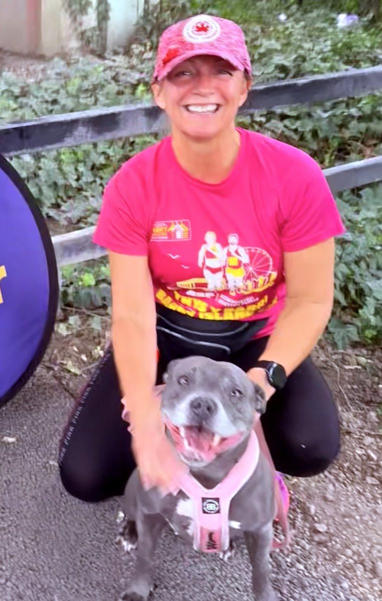 IsaMary2021's tweet image. We went to parkrun and I was super fast and very happy, but then Mum said she had business to do and we didn’t have time for a pupcup and so I was sad!! 💔💔 #IsaMary #parkrun #parkrundogs #CuteDogs