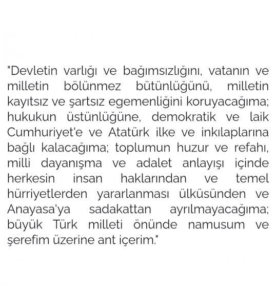 saralnedim's tweet photo. 600 tane milletvekili, Cumhuriyet’e ve Atatürk ilkesine bağlı kalıp Anayasa’ya sadık olacağına namus ve şerefi üzerine yemin ederek görevine başladı. 

Bir insanın, namusu üzerine yemin edip yemininin tersini yapmasına ne denir? https://t.co/ykBu5hdYql