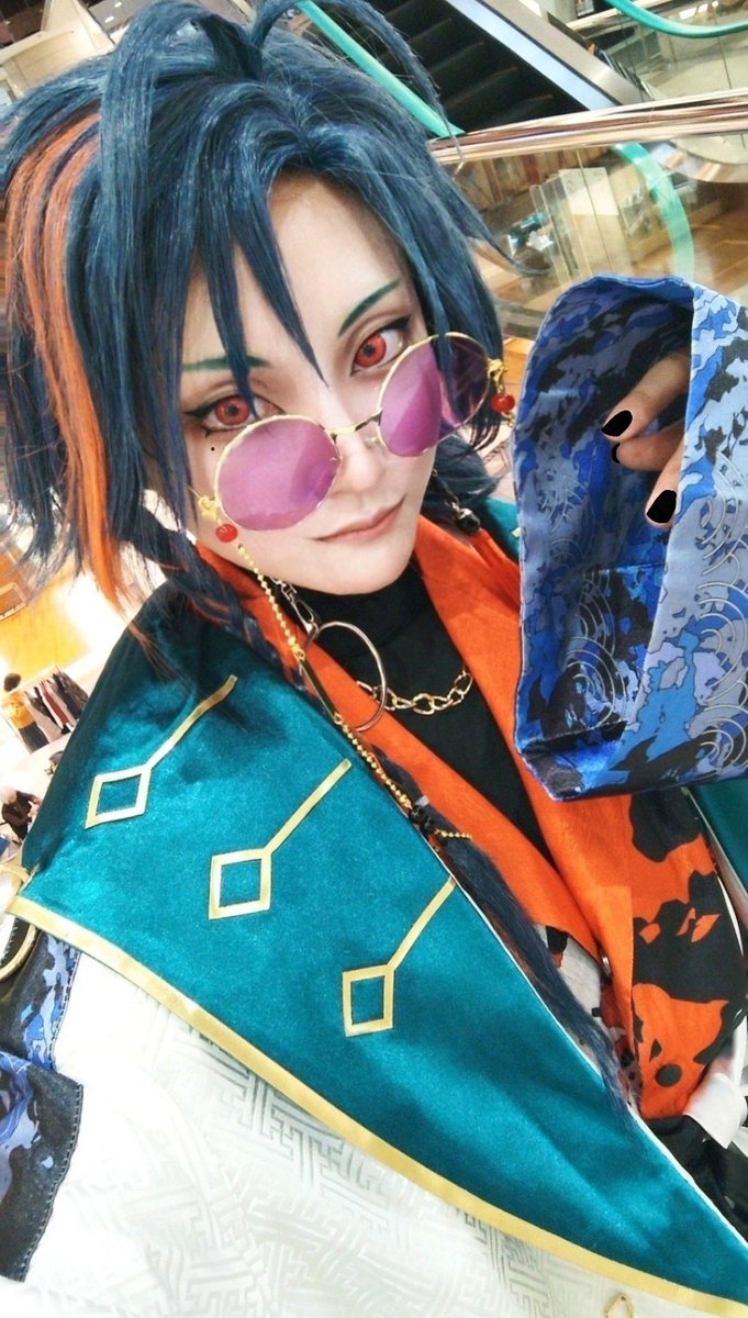 紺色 tweet media
