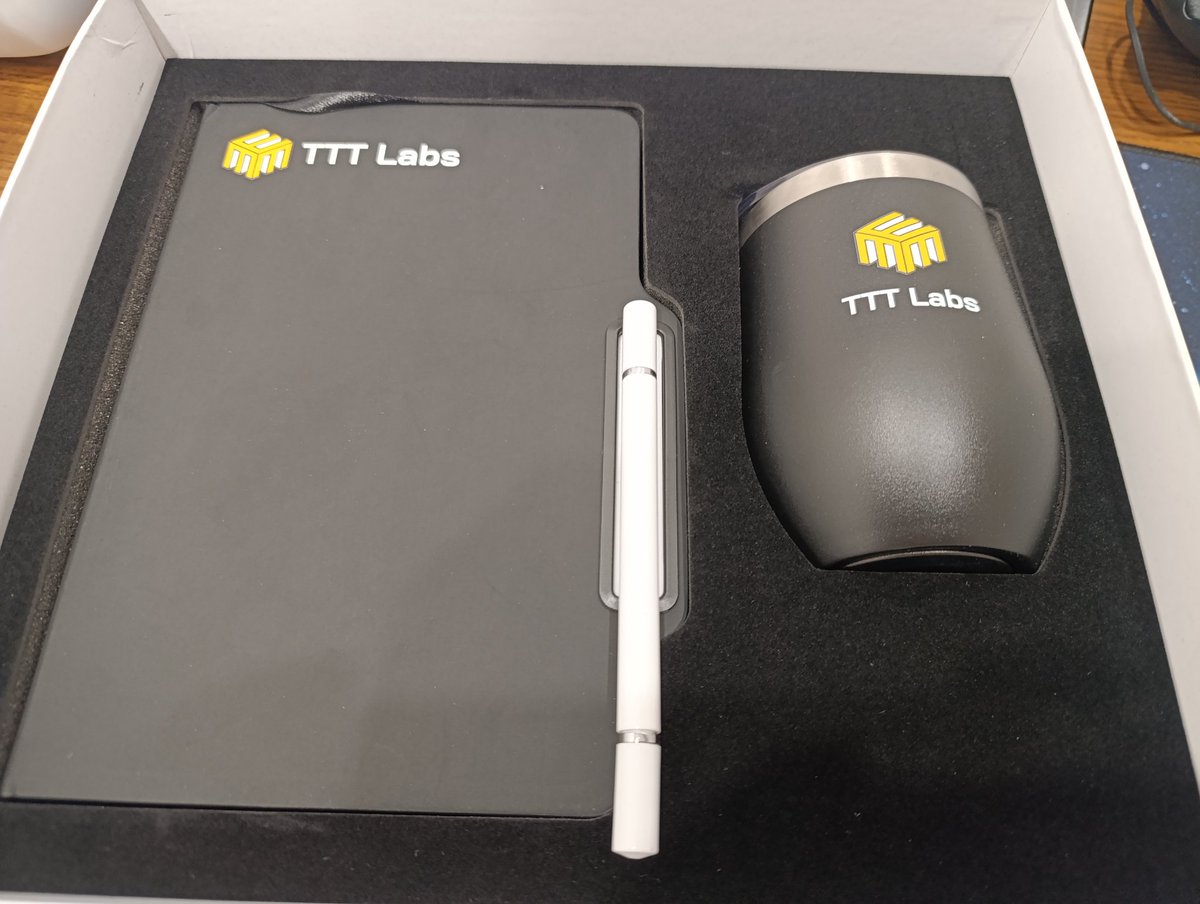 HoangTrungDS's tweet image. 🎁Cảm ơn món quà bất ngờ từ @ttt_lab 

🤝Hi vọng rằng chúng ta sẽ có nhiều cơ hội hợp tác với nhau hơn nữa trong thời gian tới 

Cuối tuần vui vẻ nha anh em 🥰

#Somnia #Validator #TTTlabs #SomniaVietnam