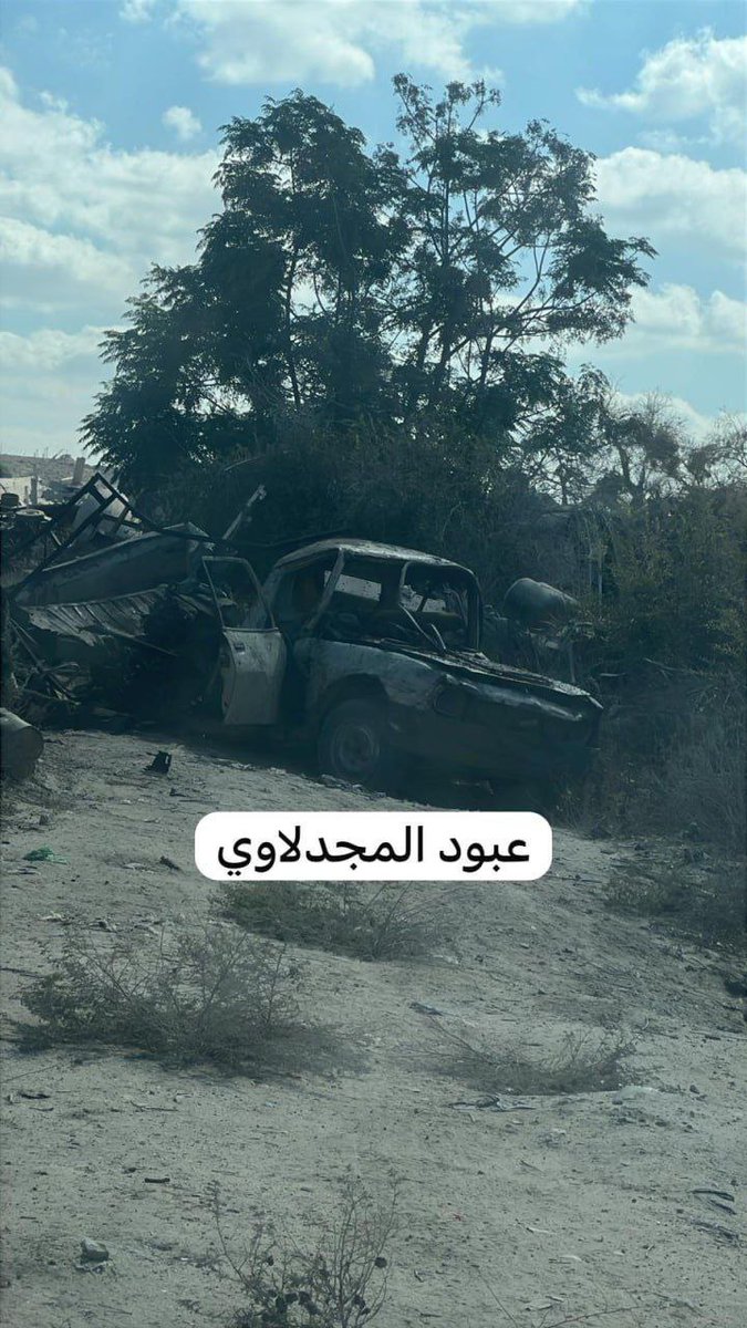dailyislamist's tweet photo. 🔴 İsrail, Gazze'de ateşkesi bir kez daha bozarak Zeytun mahallesi yakınlarında bir aracı bombaladı ve 7'si çocuk 11 sivili katletti. https://t.co/2RkW2x3Uqi