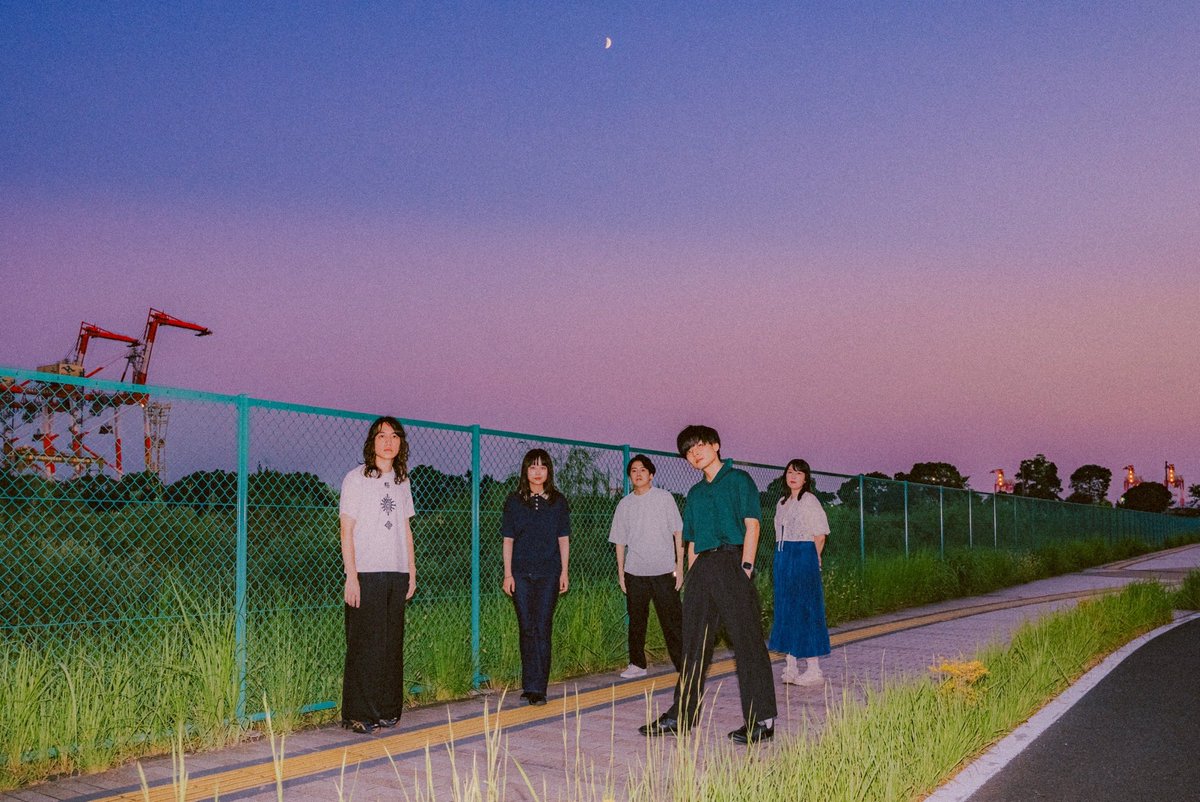 〓〓 𝙉𝙀𝙒 𝘼𝙍𝙏𝙄𝙎𝙏 𝙋𝙃𝙊𝙏𝙊 〓〓

新しいアーティスト写真を公開しました👗
#fedress

photo by 瀬能啓太 <a href="/keita_senoh/">瀬能 啓太｜Keita SENOH</a>