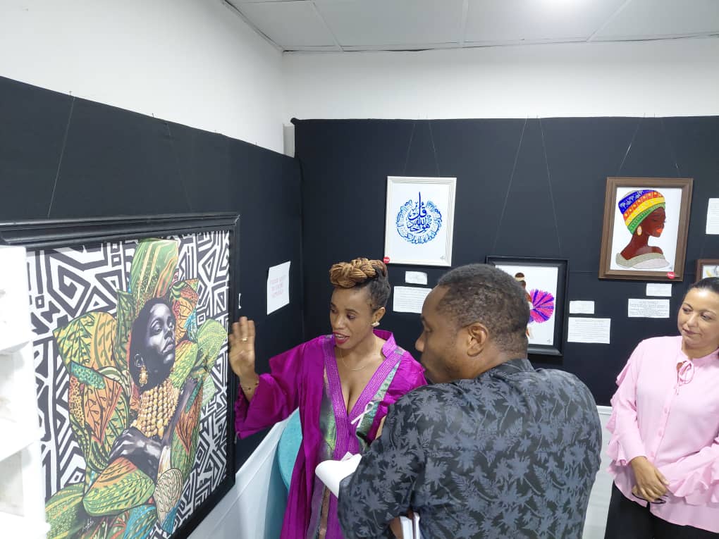 dsengeh's tweet image. The DNA that makes London the Creative Capital of the world is Sierra Leonean.
Movies: Idris Elba
Fashion: IB Kamara Offwhite
Design: Foday Dumbuya Labrum London
Music: Kanneh-Masons
Food: Maria Bradford of Shwen Shwen. Last evening, I spent time with 10 Kompin Artists in FT.